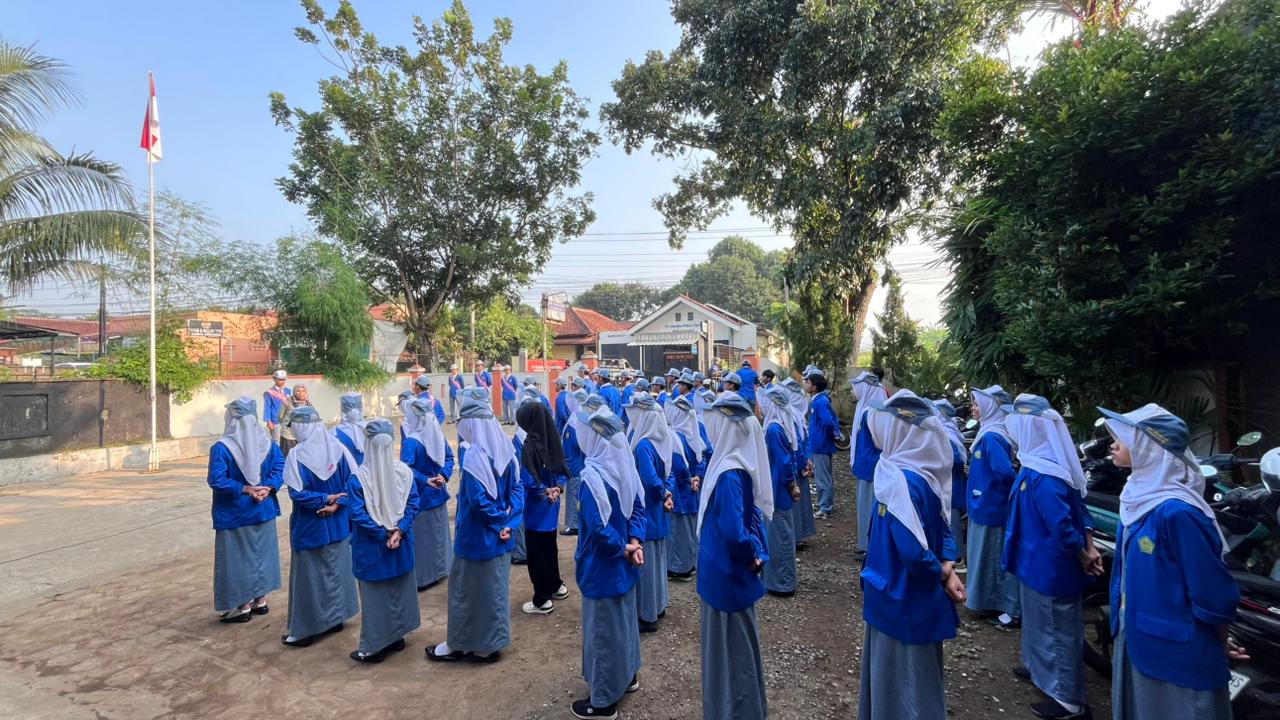 Semangat Kebangkitan Nasional Menuju Indonesia Emas: SMK Tamansiswa Purwokerto Gelar Upacara Khidmat
